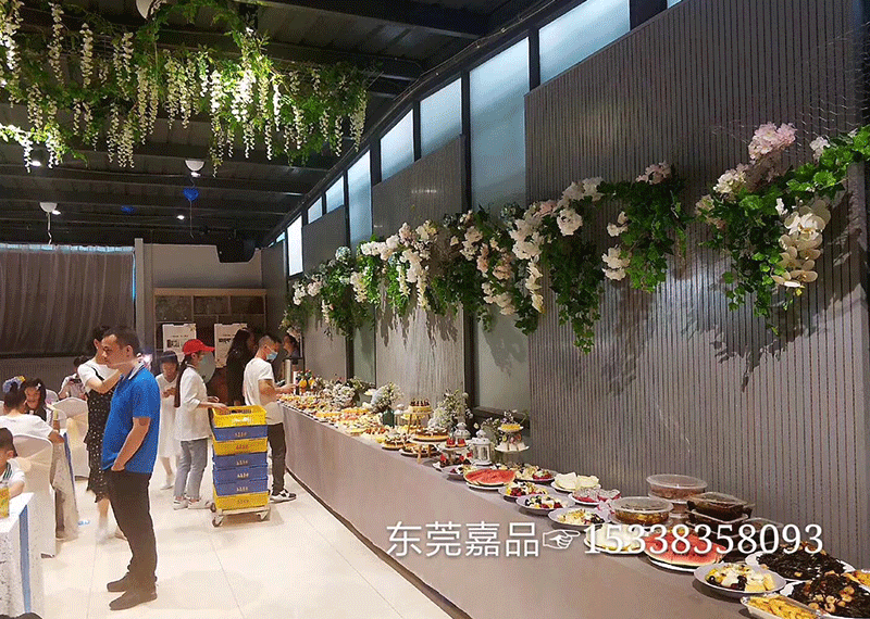 东莞商务蛋糕茶歇台布置案例 东莞商务蛋糕茶歇台布置案例