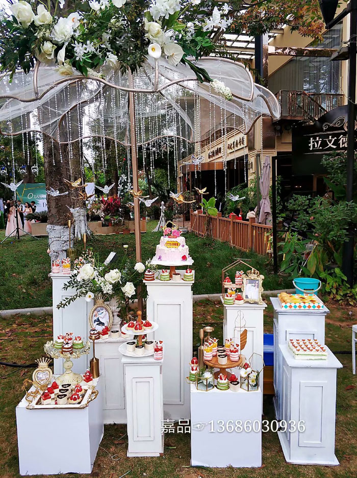 东莞商务蛋糕茶歇台布置 东莞商务蛋糕茶歇台布置